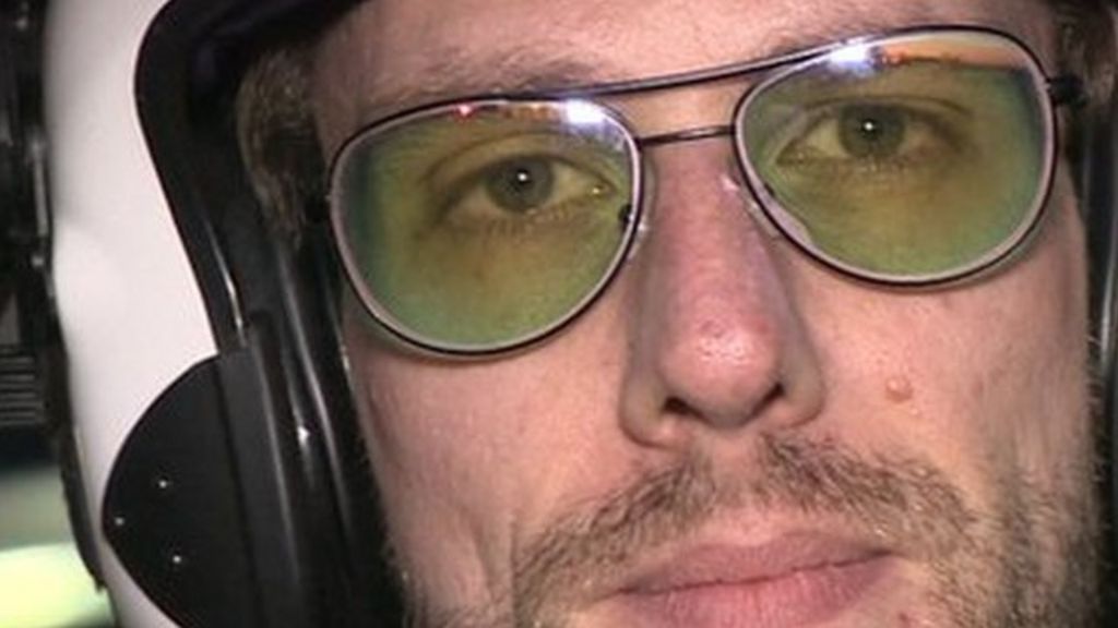 VIDEO: Glasses protect pilots from laser attacks