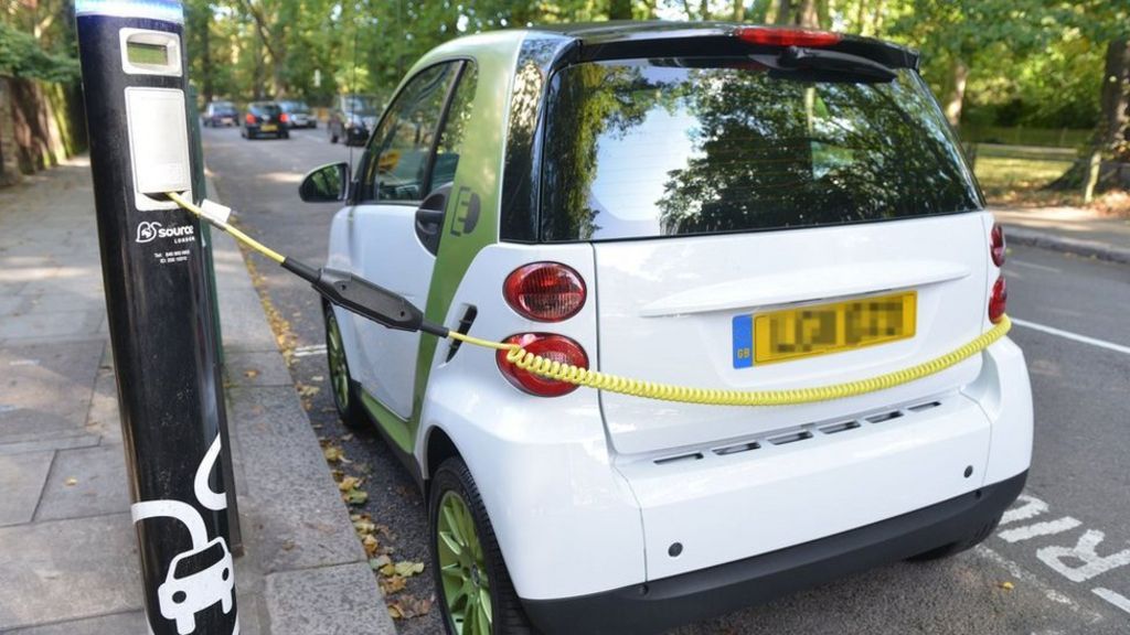 Electric cars set to get road priority in clean air zones BBC News