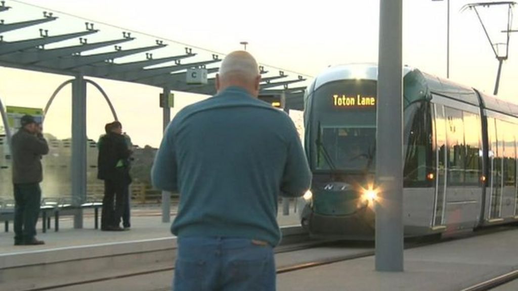 Full service begins on tram lines