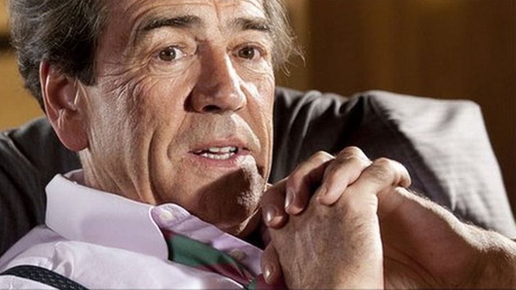 Actor Robert Lindsay Gets Freedom Of The Borough Of Erewash - Bbc News