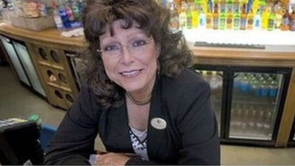 Tractor death woman was entrepreneur Stephanie Booth - BBC News