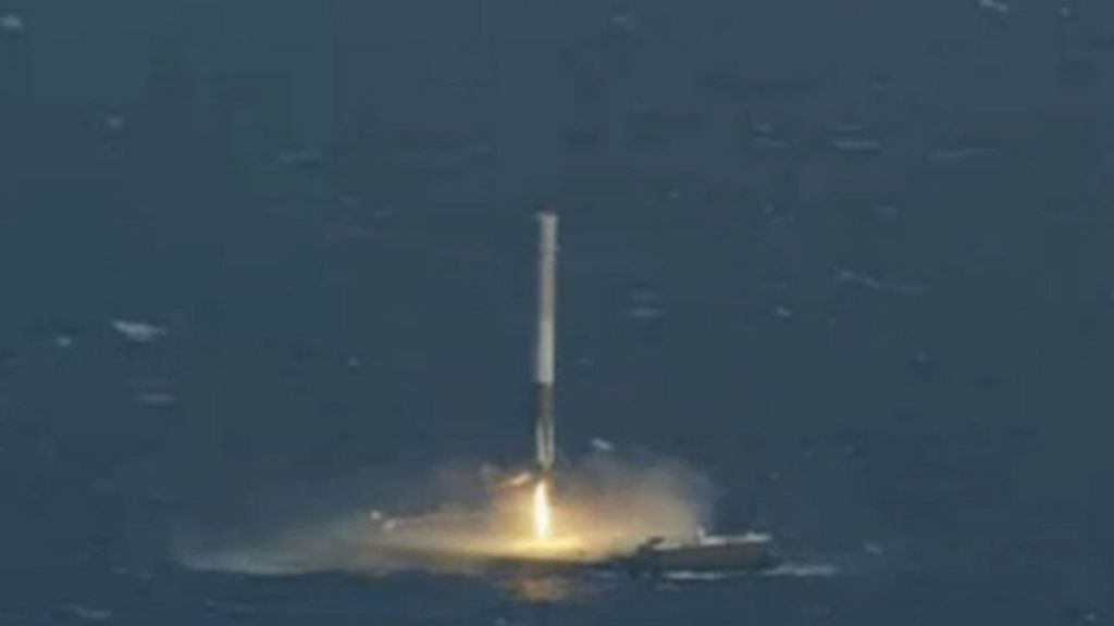 Reusable rocket lands on sea platform