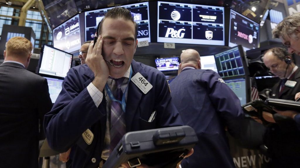 Wall Street ends lower after sell-off