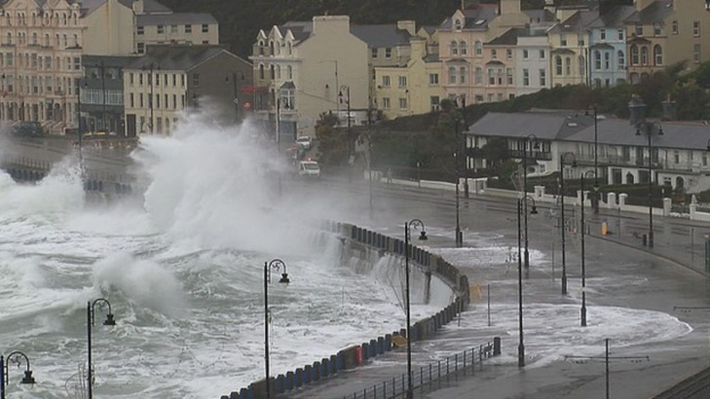 Storm Barbara leads to Isle of Man ferry cancellations