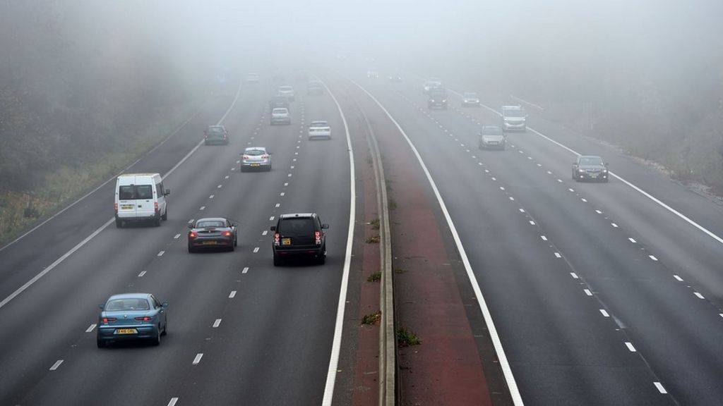 Fog causes Heathrow cancellations