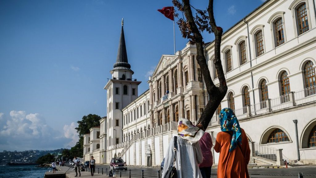 Turkish bill clears men of statutory rape if they marry