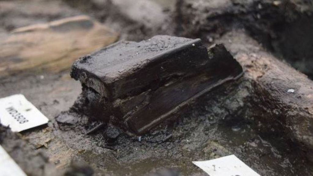 New finds at Bronze Age �Pompeii� Must Farm quarry BBC News