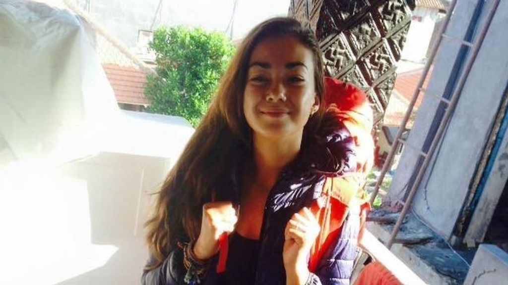 Australia backpacker stabbing: Mia Ayliffe-Chung was 'amazing young woman'