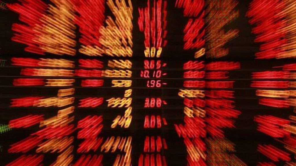 32 charged over insider trade 'hack'