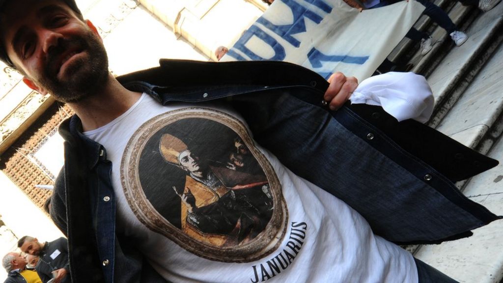 Naples up in arms over saint's jewels