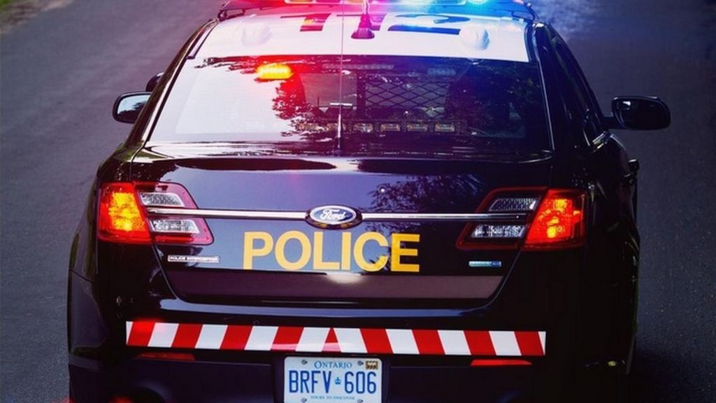 Killer sought via text message broadcast