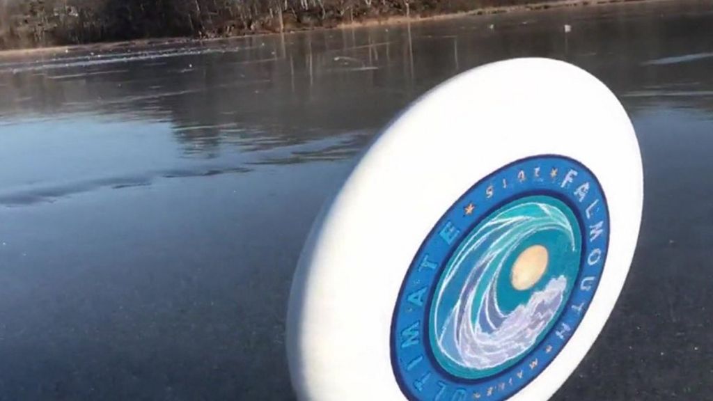 US frisbee team captures frozen lake crossing
