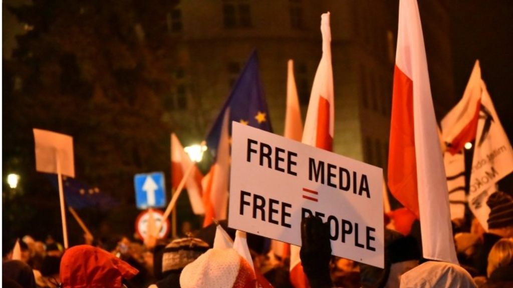 Polish protesters block parliament over press freedom BBC News
