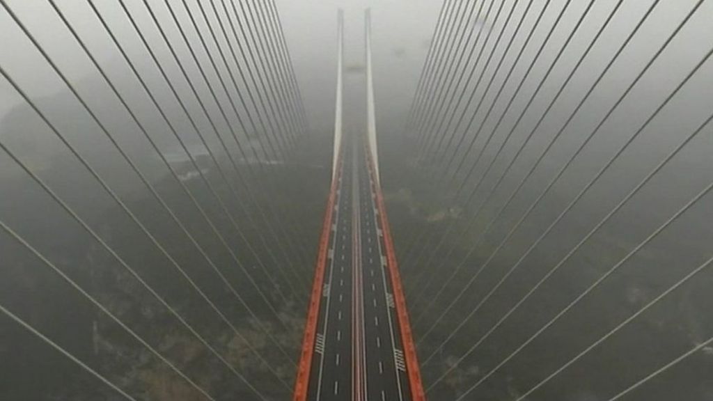 World's highest bridge opens to traffic in China