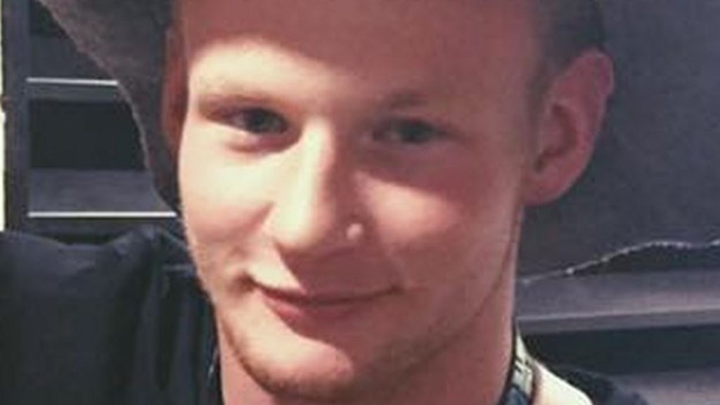 Student Matt Smith dies on Oxbridge ski trip to Alps