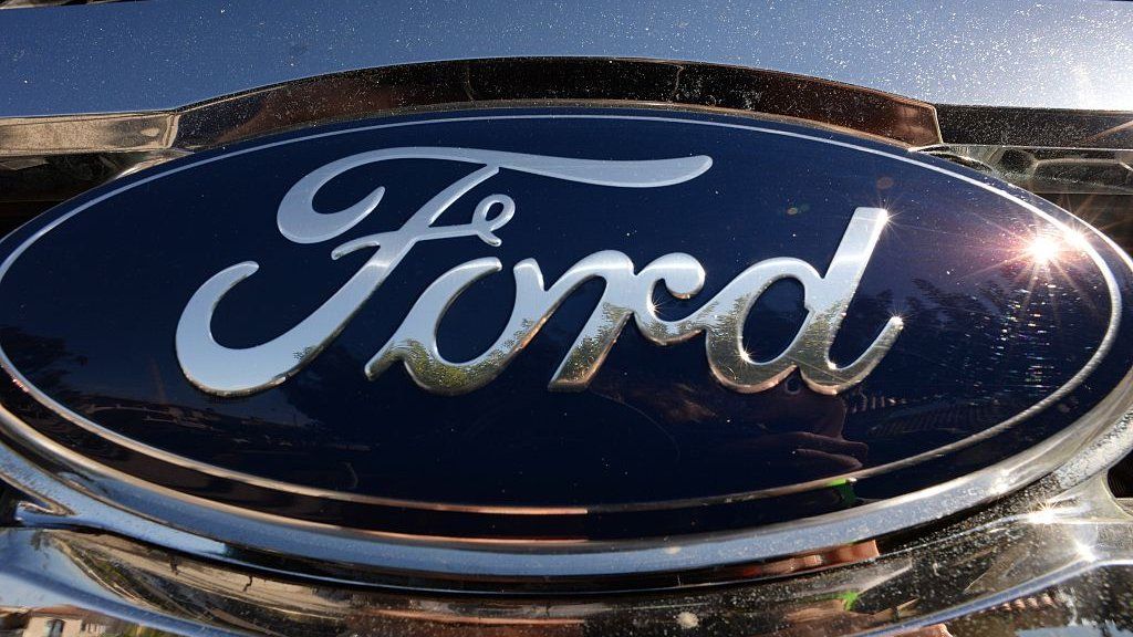 Ford investment in new tech 'means lower profits in 2017'
