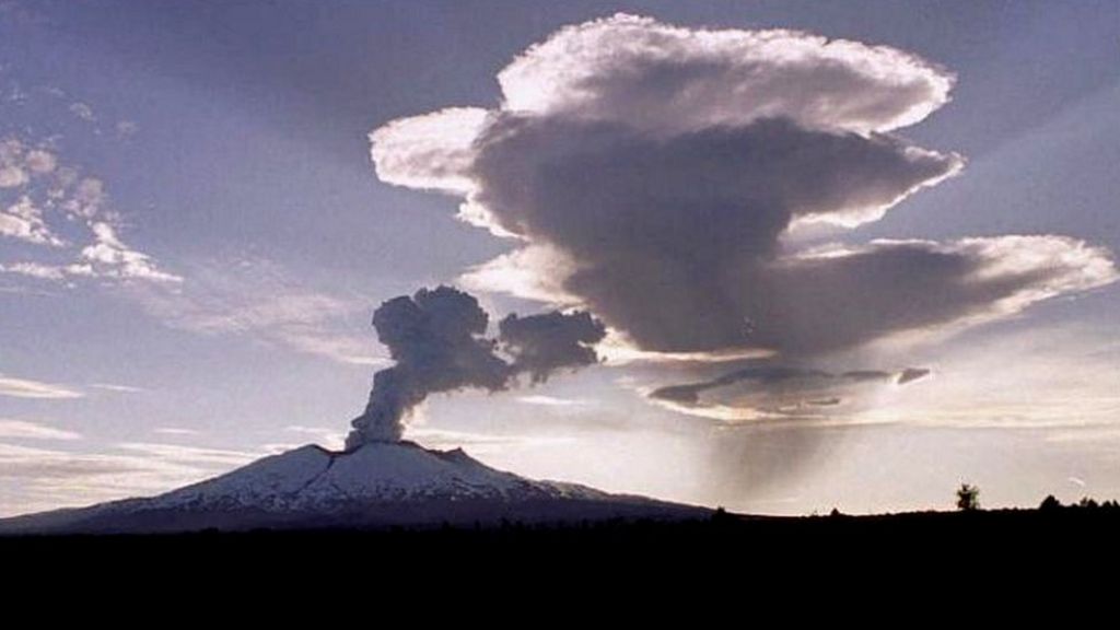 Volcano insight: Fifty years of eruptions revealed