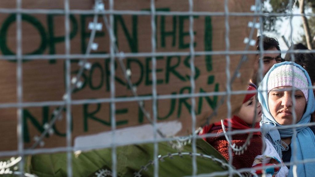 EU fears new migrant crisis in Balkans