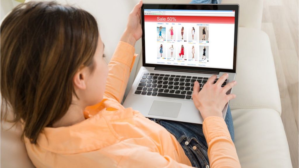 Online shoppers 'face disruption' from EU payment plans