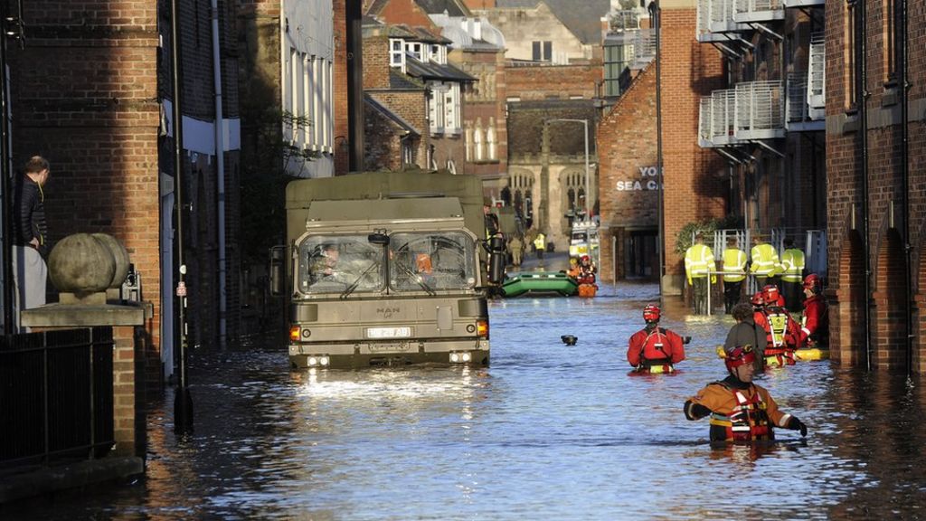 Flood bill 'could exceed £1.5bn'