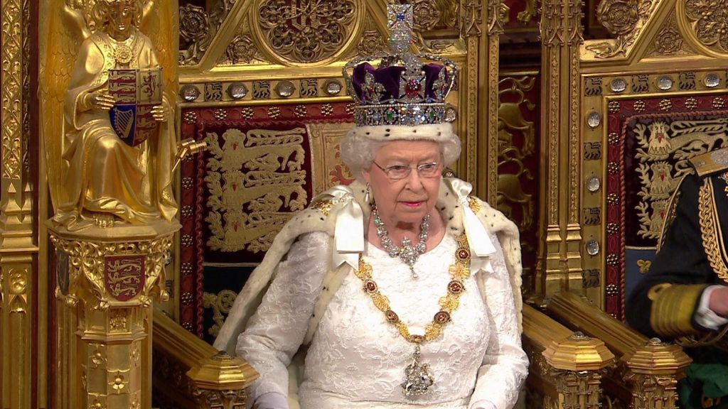 Queen's Speech to 'extend life chances'