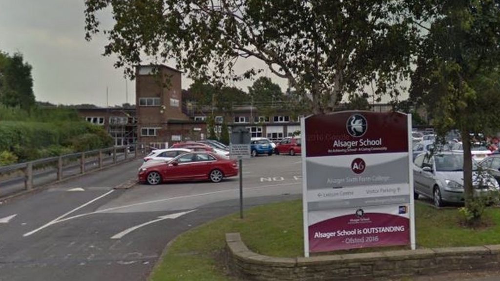 Cheshire East schools 'could face four-day week'
