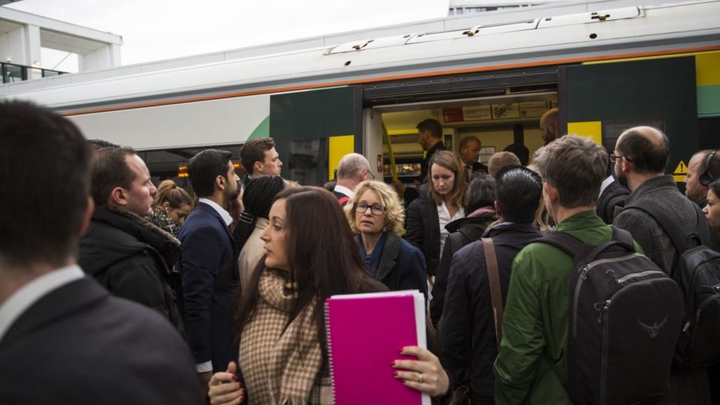 Southern rail: Fears for health and safety on network