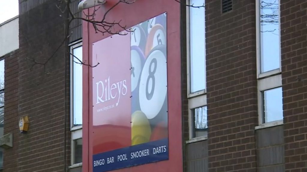 Murder charge over Coventry snooker hall death - BBC News