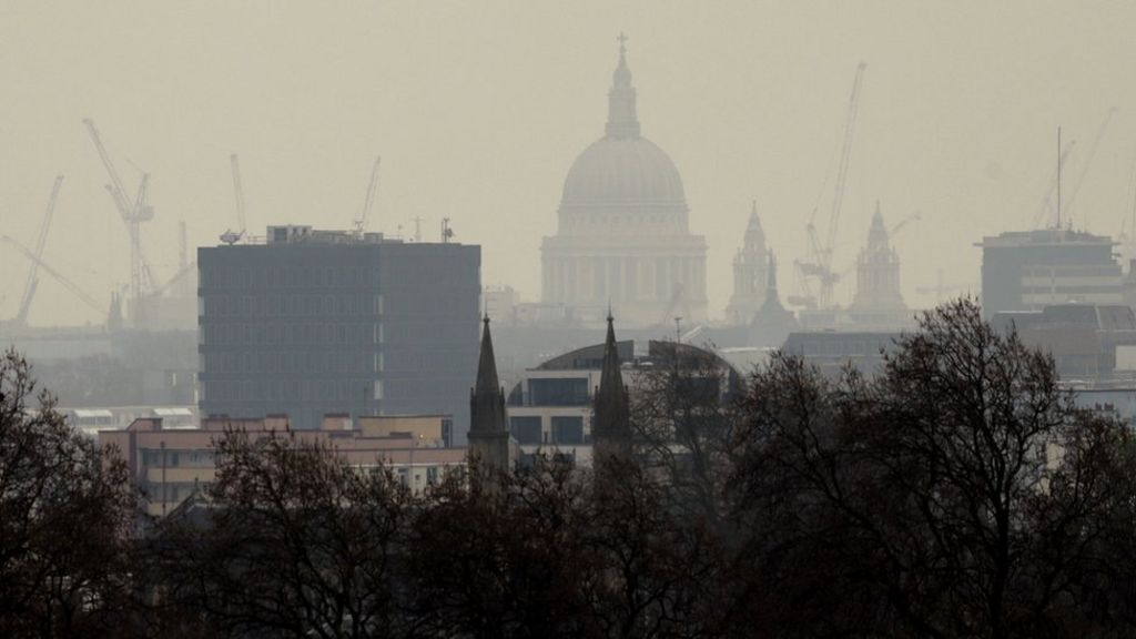 Brixton Road breaches annual air pollution limit in five days