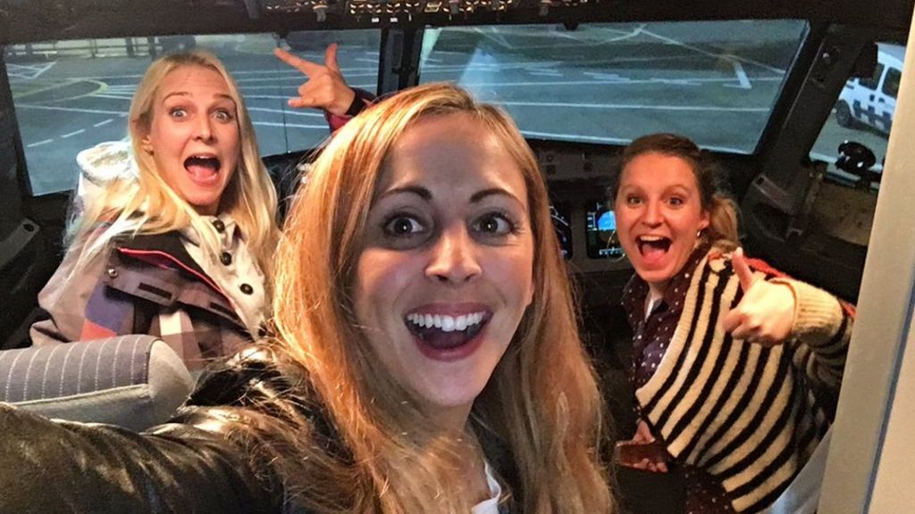 Only three passengers on BA flight enjoy champagne and selfies