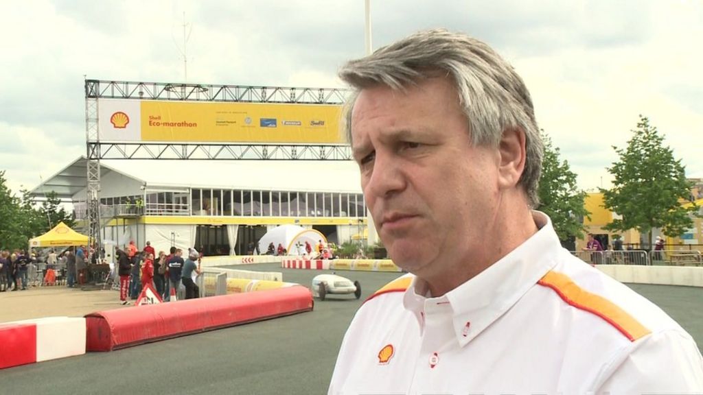 Shell boss taking 'a good look' at North Sea assets