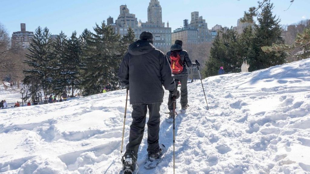 NYC clears up after mammoth snowfall
