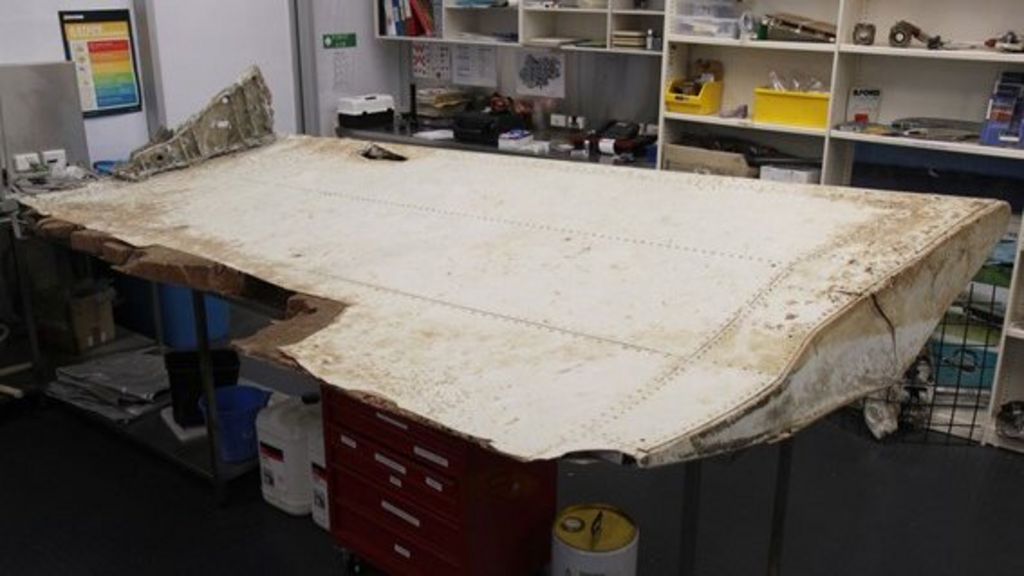 MH370 search: Tanzania debris 'part of missing plane'