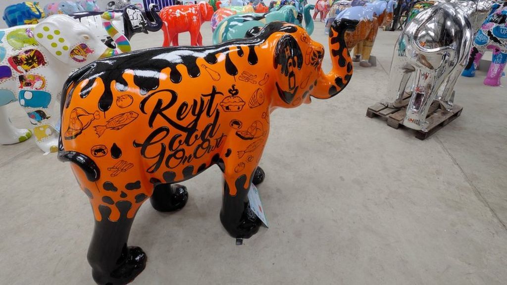 'Herd of Sheffield' elephant statues stampede into city