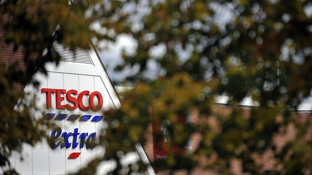 Tesco sells mothballed sites for £250m