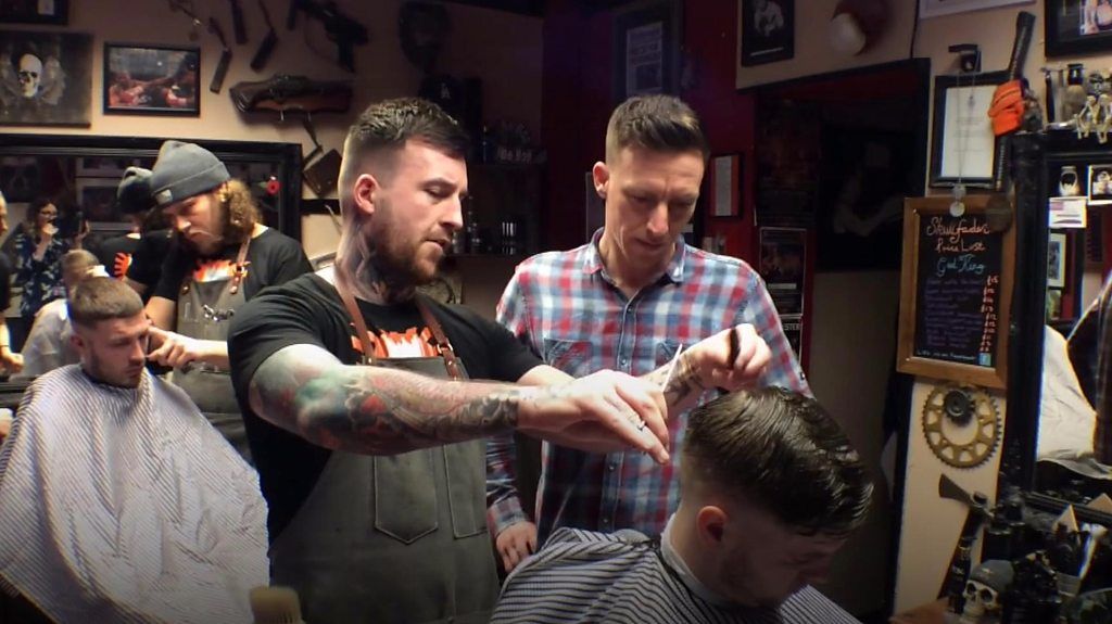 Manchester barber Ged King trains homeless to cut hair