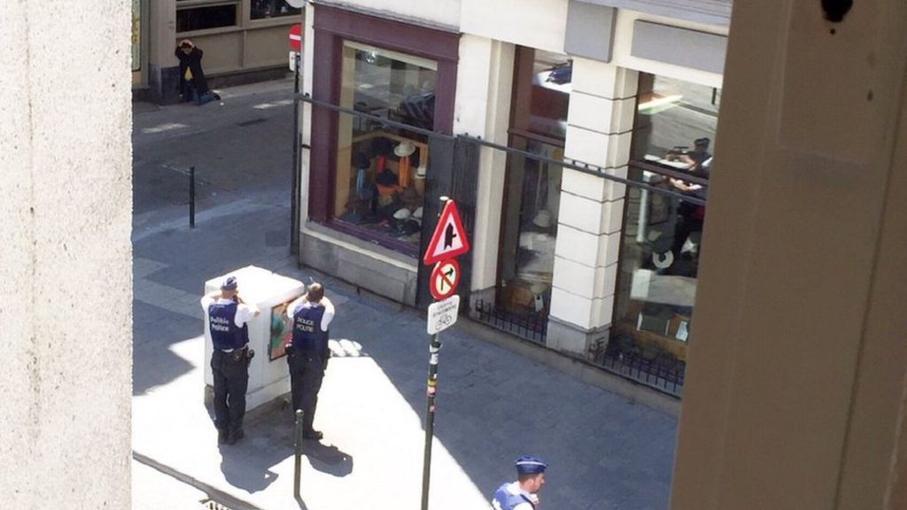 Brussels alert due to radiation student - BBC News