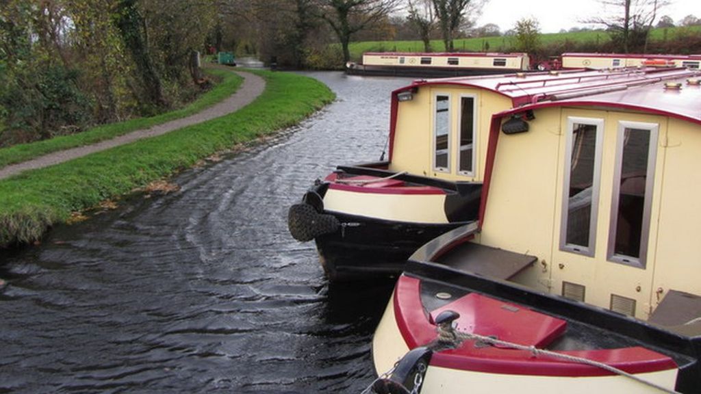 Historical canal gets £2m of repairs