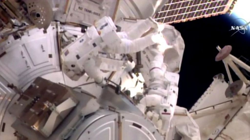 VIDEO: Timelapse highlights of space walk