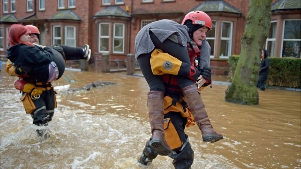 In pictures: Storm Desmond chaos