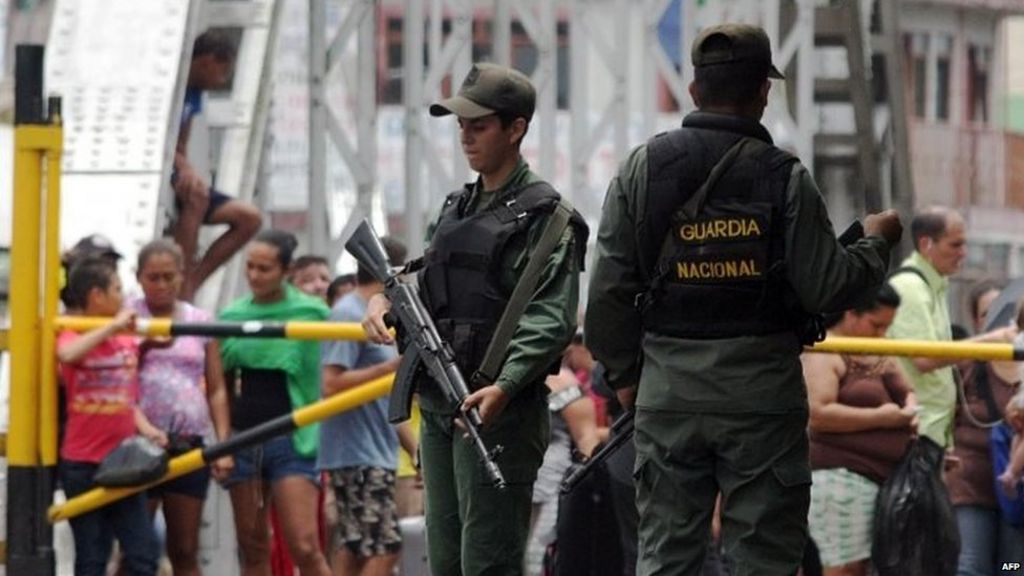 Venezuelan women push past border controls for food - BBC News