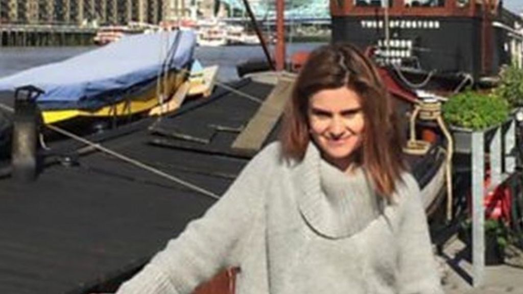 UK MP's killer 'looked as if he was out for a stroll'