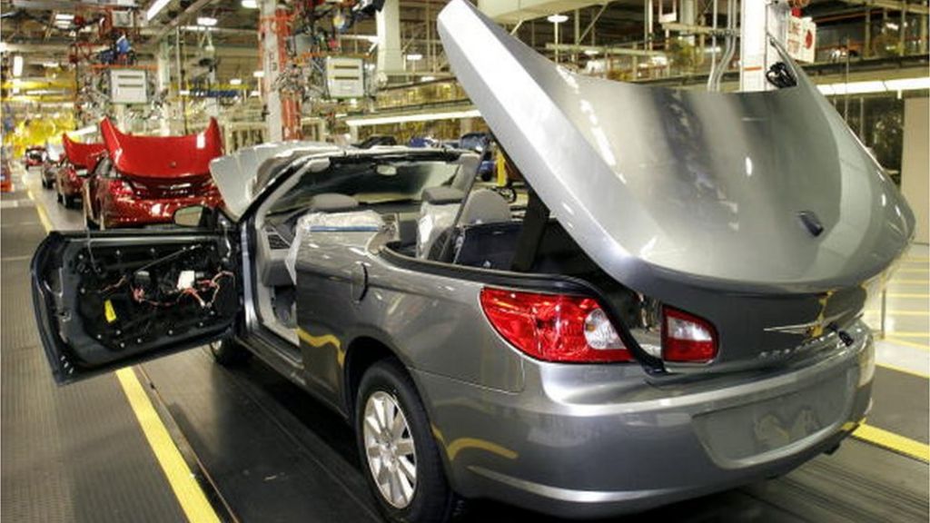 Fiat Chrysler recalls 1.9 million vehicles over air bag defect