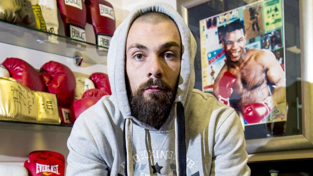 Boxer Towell dies after Glasgow bout