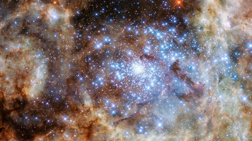 Hubble telescope spies 'land of giants'