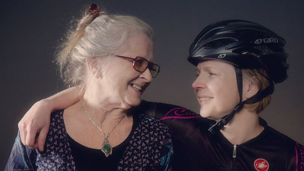 Cyclist's battle to beat 77-year-old world record