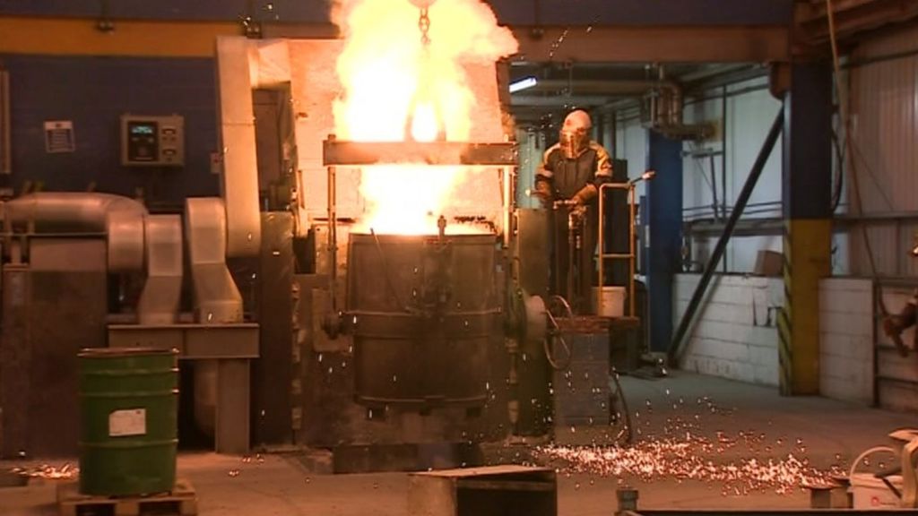Foundry business Bonds to close two County Durham factories - BBC - BBC News