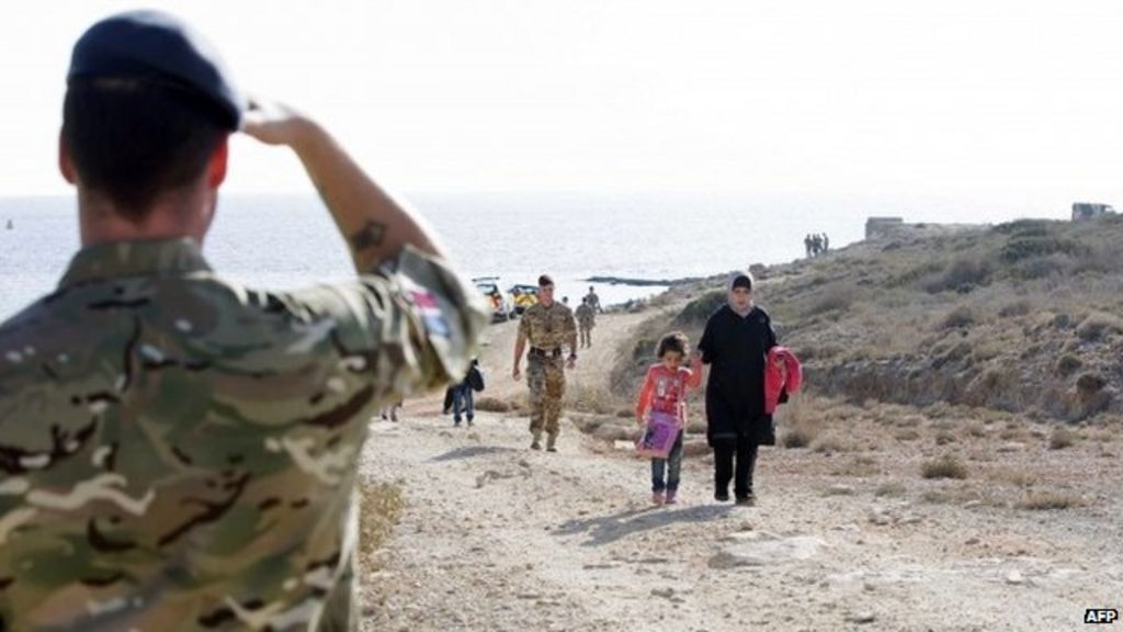 VIDEO: Migrant boats land at UK base in Cyprus