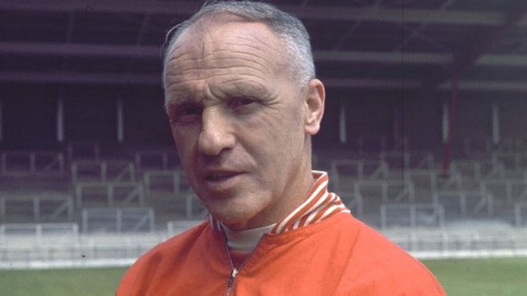Bill Shankly tribute hotel unveiled
