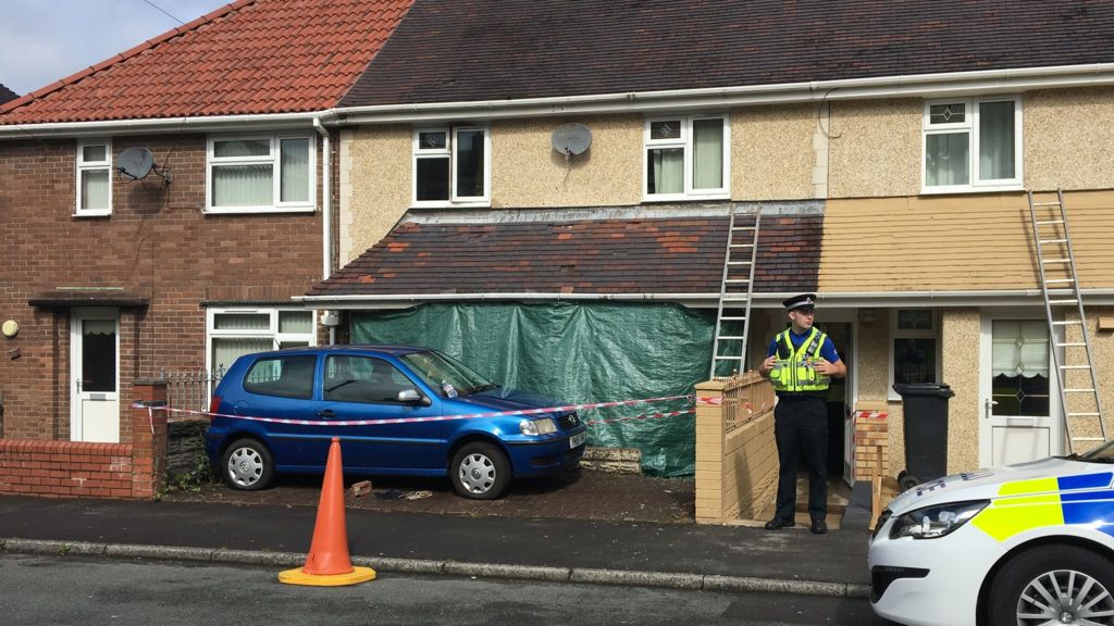 Boy, 4, dies in Alltwen house fire and three in hospital